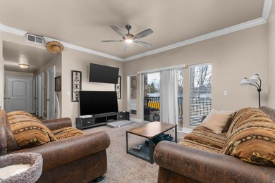 **BACK ON THE MARKET - BUYER'S FINANCING FAILED - HUGE PRICE - photo 3
