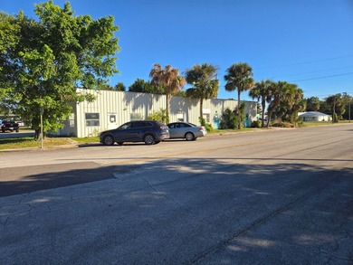 Lake Okeechobee Commercial For Sale in Okeechobee Florida