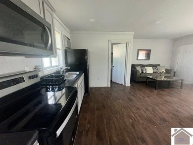 NEW PRICE! INCREDIBLE INCOME PRODUCING PROPERTY WITH 11 UNITS ON - photo 13