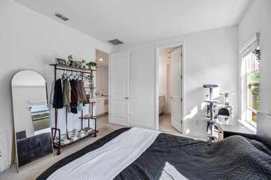 Welcome home to this beautiful 3-bedroom, 2-bath residence - photo 14
