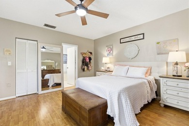 Sought-after corner villa, in the heart of Boca Raton! Welcome - photo 14