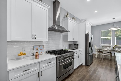 Experience elevated coastal living in this exceptional luxury - photo 16