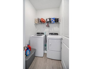 Welcome home to this beautiful 3-bedroom, 2-bath residence - photo 22