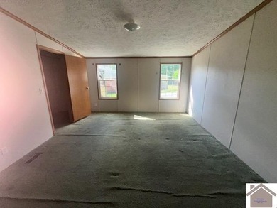NEW PRICE! INCREDIBLE INCOME PRODUCING PROPERTY WITH 11 UNITS ON - photo 23