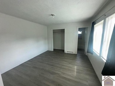 NEW PRICE! INCREDIBLE INCOME PRODUCING PROPERTY WITH 11 UNITS ON - photo 25