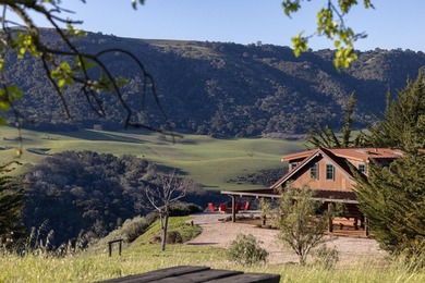 Set on a scenic ridge with panoramic views encompassing historic - photo 9