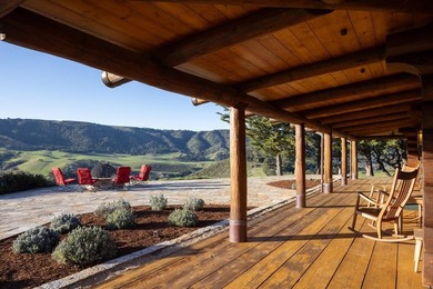 Set on a scenic ridge with panoramic views encompassing historic - photo 10