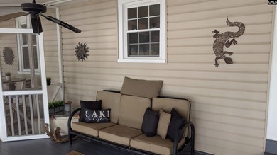Perfect weekender or permanent residence on Lake Wateree! 3 - photo 9