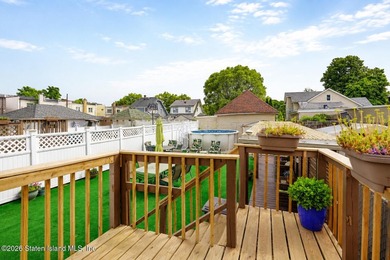 Welcome to 39 Pelton Avenue, a charming detached 2-bedroom - photo 28