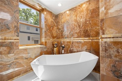 Discover this stunning one-family detached home on a 40x100 lot - photo 34