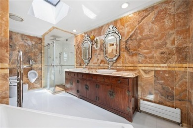 Discover this stunning one-family detached home on a 40x100 lot - photo 35