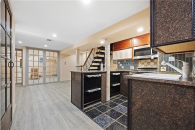 Discover this stunning one-family detached home on a 40x100 lot - photo 41
