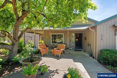 Welcome to small-town charm in wine country! This beautiful