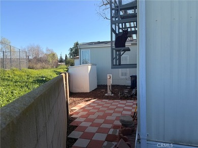 Located in the desirable Beachview Mobile Home Park, this - photo 9