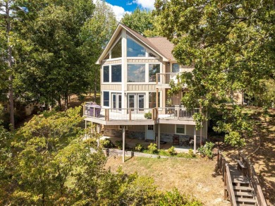 Lake Hamilton Home For Sale in Hot Springs Arkansas