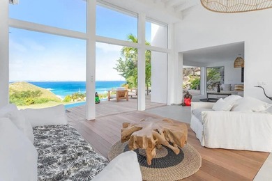 Discover this exceptional contemporary villa offering stunning - photo 12
