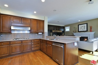 Located in the prestigious Bellagio Community, this elegant - photo 9
