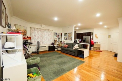 PRICE TO SELL: Maximize your living space in this exceptionally - photo 1