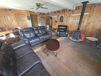 BACK ON THE MARKET!! Just 6 houses from Houghton Lake shore with - photo 6