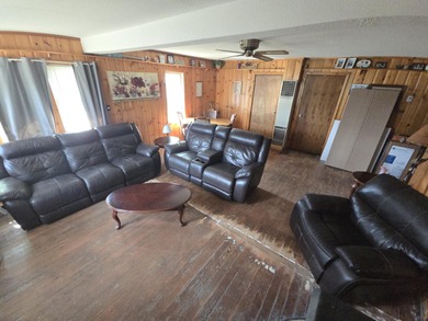 BACK ON THE MARKET!! Just 6 houses from Houghton Lake shore with - photo 7