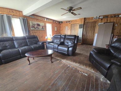 BACK ON THE MARKET!! Just 6 houses from Houghton Lake shore with - photo 8