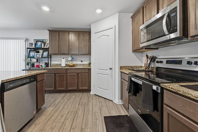 Welcome to 641 SW Addie Street, a move-in-ready Port St. Lucie - photo 10