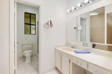 Beautifully maintained 3-bedroom townhouse in a sought-after 55+ - photo 17