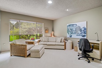 Beautifully maintained 3-bedroom townhouse in a sought-after 55+ - photo 24