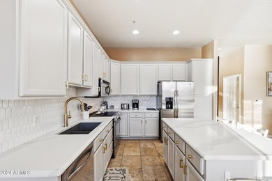 PREMIUM FURNISHED !! WATERFRONT W/EXPANSIVE LAKESIDE VIEWS! This - photo 6