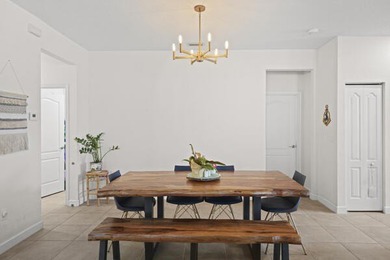 Welcome to this inviting 3-bedroom, 2-bathroom single-story home - photo 8