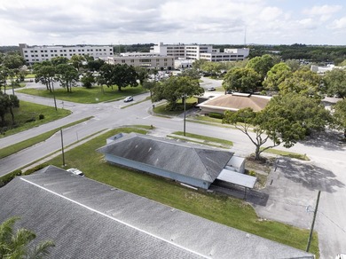 2,100 sq ft free standing medical office building. Ideal for a - photo 2