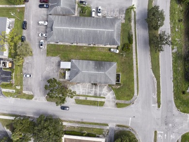 2,100 sq ft free standing medical office building. Ideal for a - photo 7