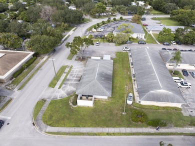 2,100 sq ft free standing medical office building. Ideal for a - photo 8