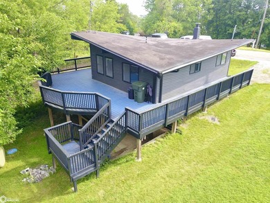 Holiday Lake Home For Sale in Brooklyn Iowa