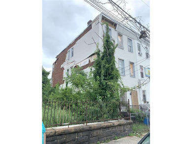 Hudson River Home For Sale in Yonkers New York