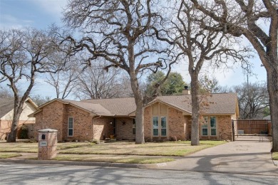 Lake Arlington Home Sale Pending in Arlington Texas