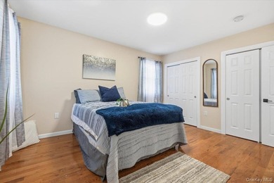 Welcome to this stunning duplex, meticulously done with high-end - photo 11