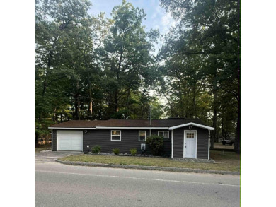 Lake Home Sale Pending in Roscommon, Michigan