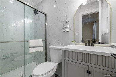 Welcome to this stunning duplex, meticulously done with high-end - photo 12