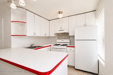 Opportunities like this seldom come to market. Located on one of - photo 15