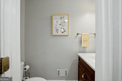 Beautiful, updated Cape Cod on Finished Basement in Lake Redwine - photo 18