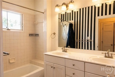Experience the best of Downtown Savannah living in this - photo 22