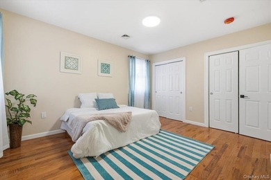 Welcome to this stunning duplex, meticulously done with high-end - photo 23