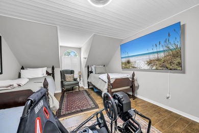 Waterfront in the heart of Destin. This spacious lakefront home - photo 27