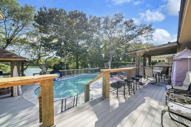 Waterfront in the heart of Destin. This spacious lakefront home - photo 28