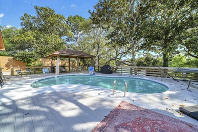Waterfront in the heart of Destin. This spacious lakefront home - photo 33