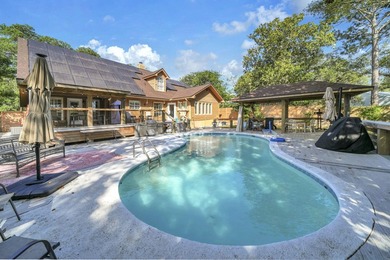 Waterfront in the heart of Destin. This spacious lakefront home - photo 34