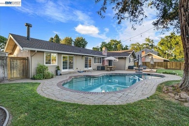 OPEN HOUSE! 6/6 1:30 PM to 4PM Located on a quiet cul-de-sac on - photo 36