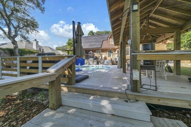Waterfront in the heart of Destin. This spacious lakefront home - photo 37