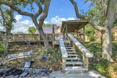 Waterfront in the heart of Destin. This spacious lakefront home - photo 39